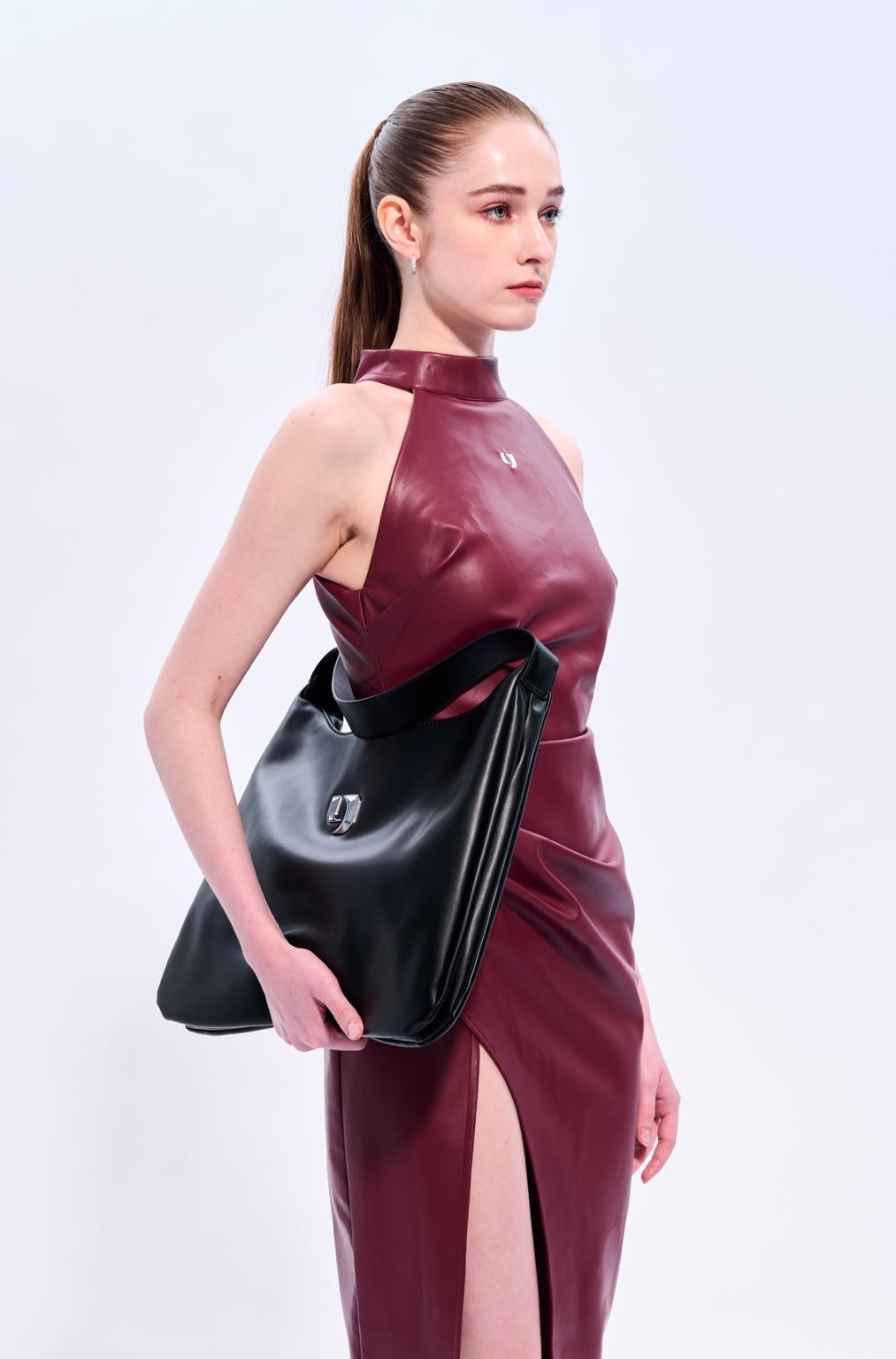 Y logo hobo bag