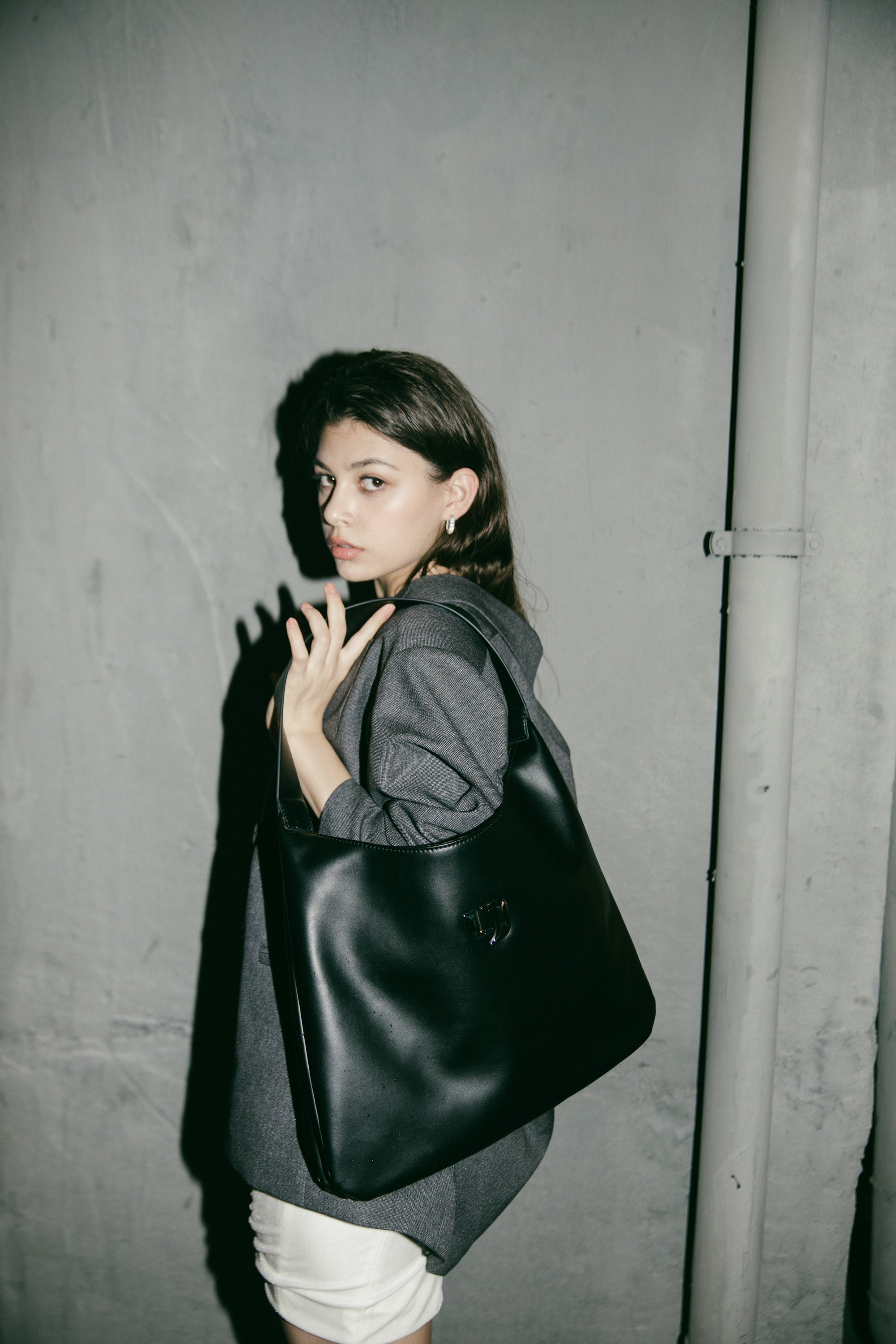 Y logo hobo bag