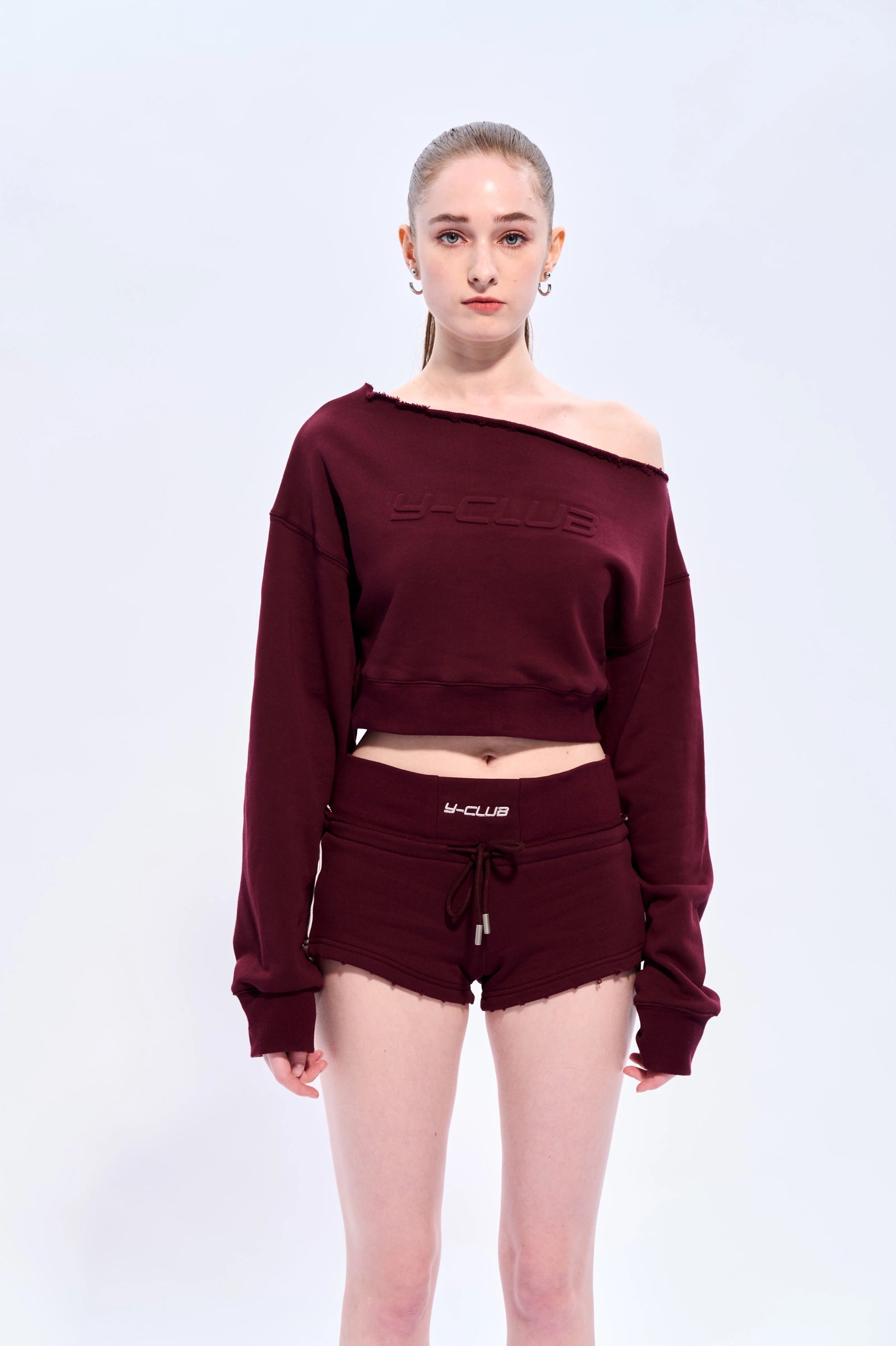 One-shoulder cropped sweatshirt