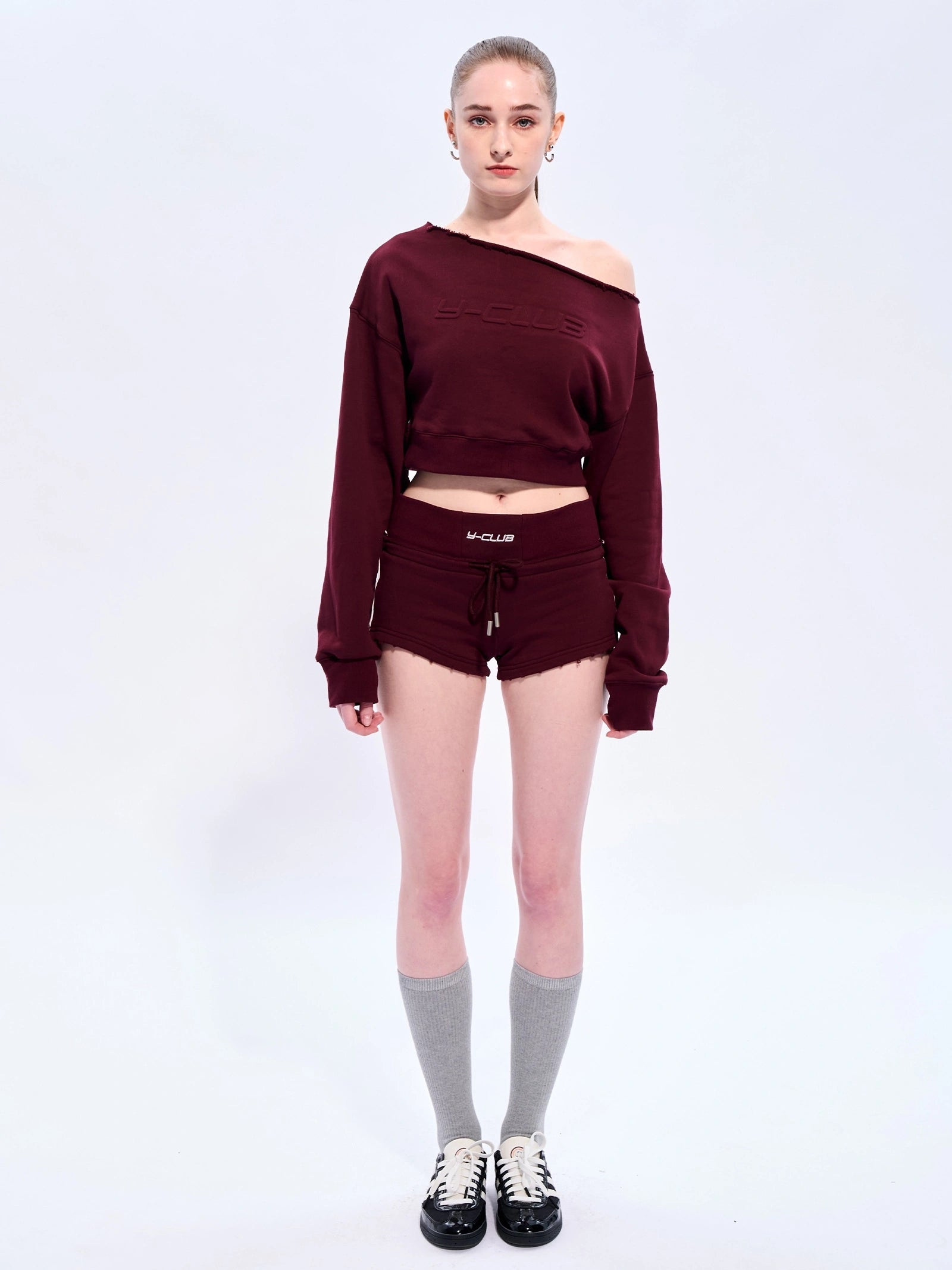 One-shoulder cropped sweatshirt