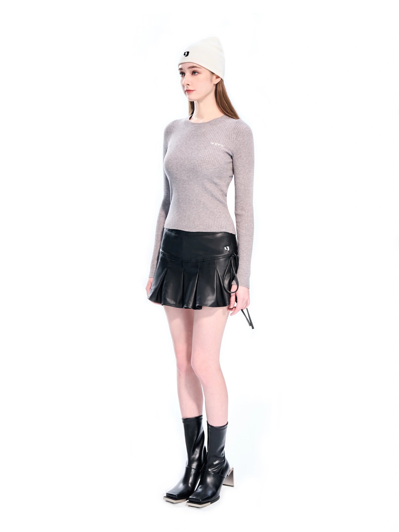YUYU Crew Neck Knit Top