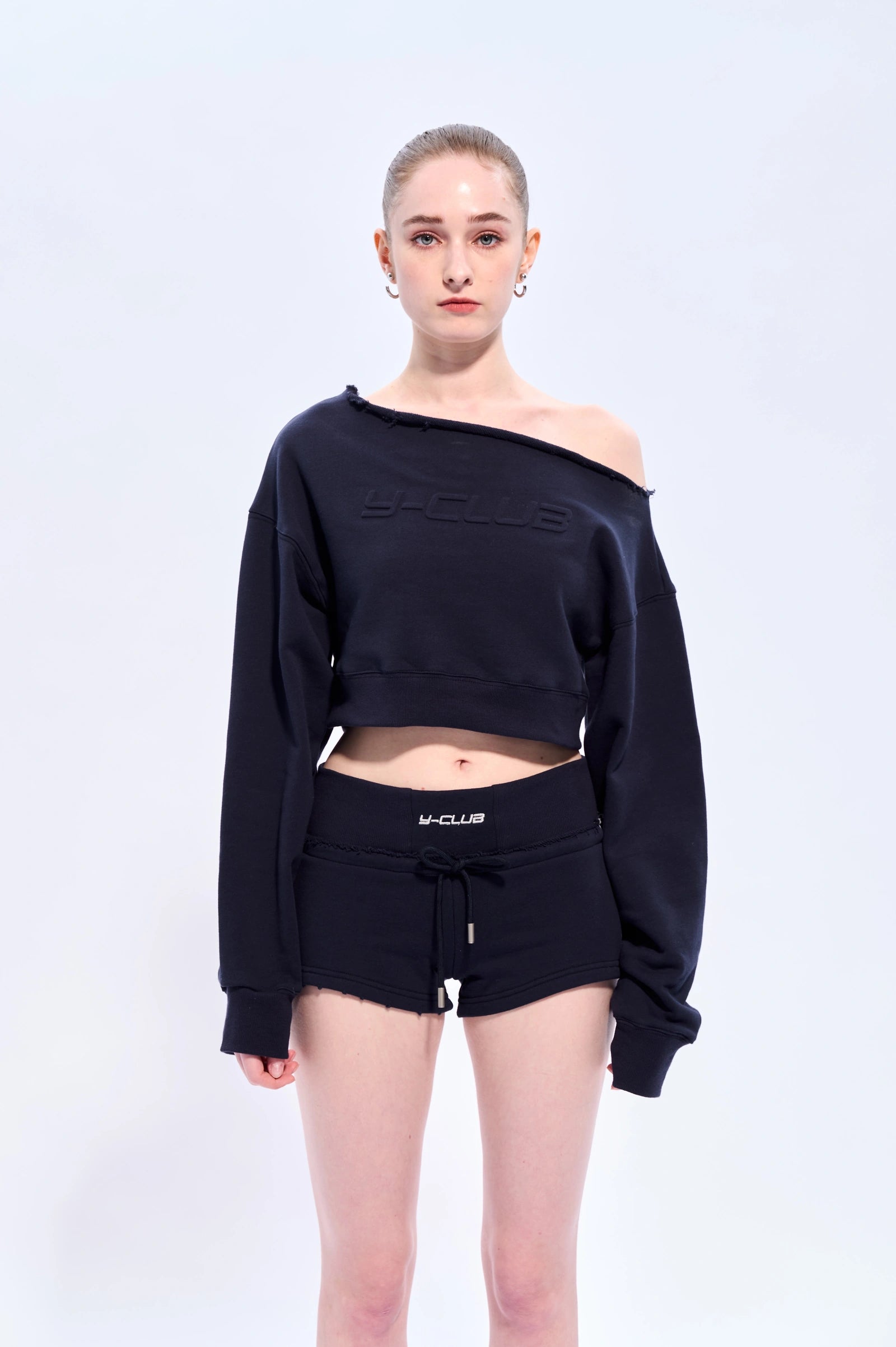 One-shoulder cropped sweatshirt