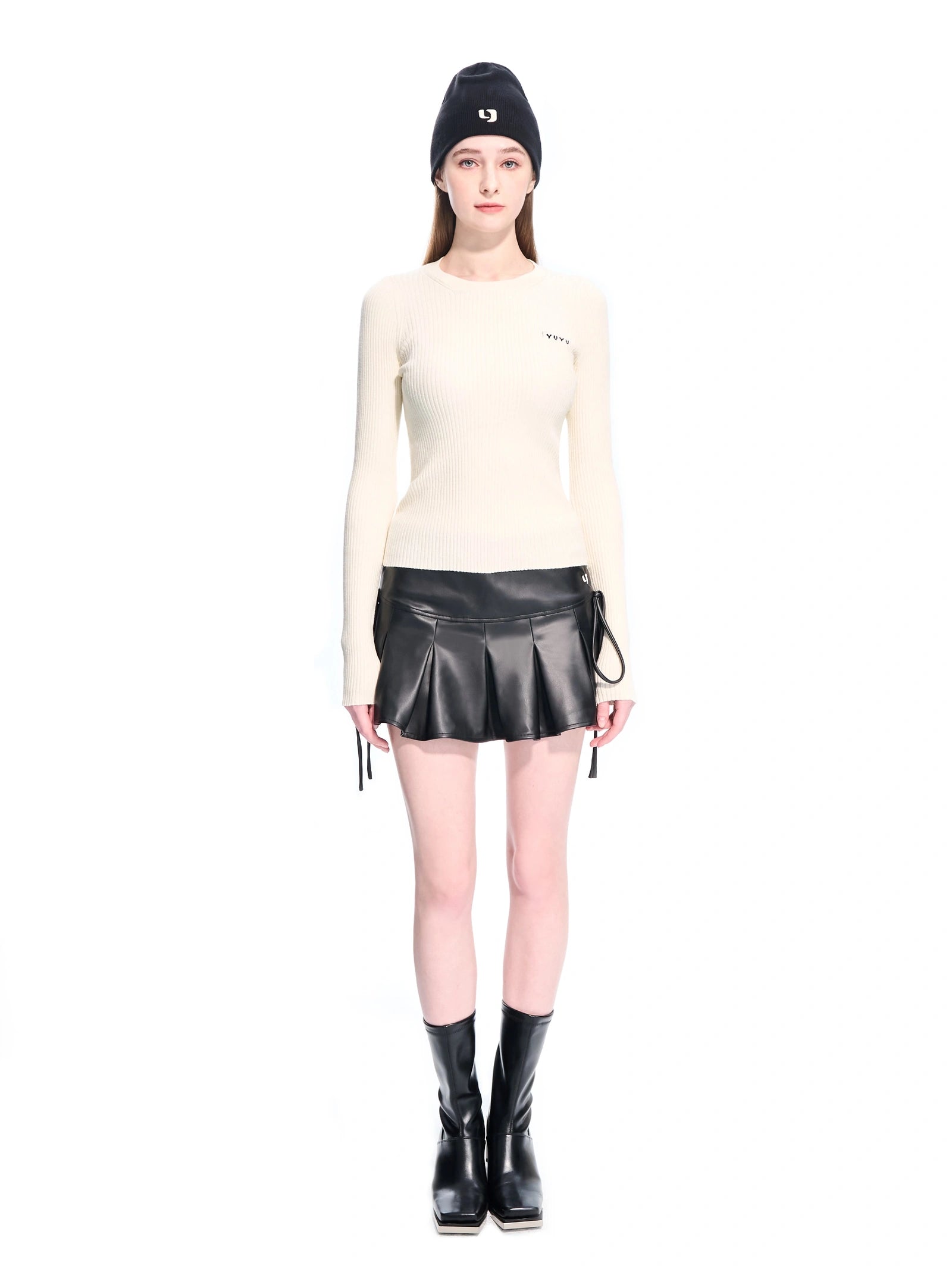 YUYU Crew Neck Knit Top