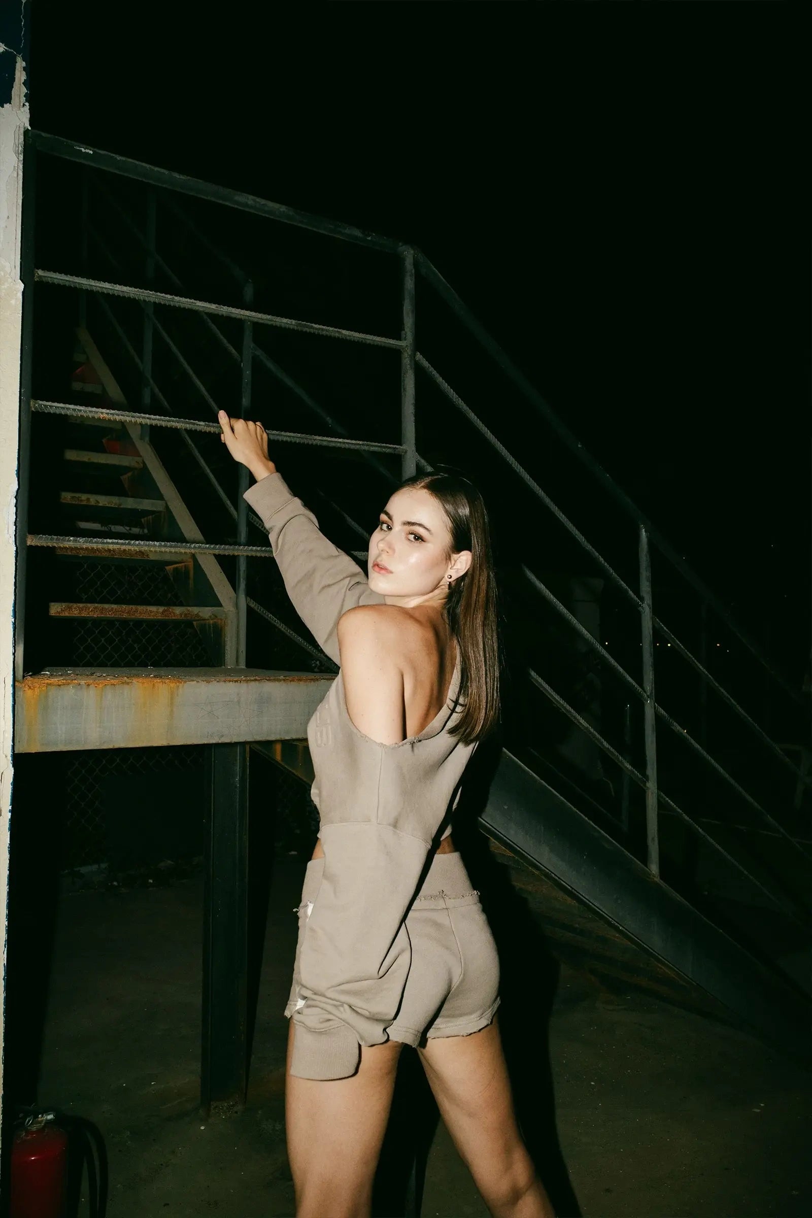 One-shoulder cropped sweatshirt